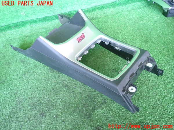 2UPJ-9238387549]インプレッサ WRX-STi(GRB)コンソール 中古_2