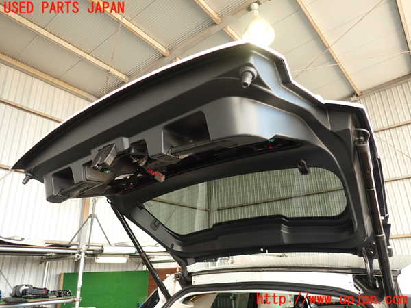 2UPJ-9238391566]ランドローバー・レンジローバー イヴォーク(LV2A)バックドア リアゲート ハッチ 中古 FUYAO M1234 43R-000072_5