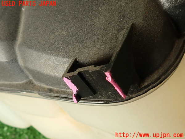 2UPJ-9238392410]ランドローバー・レンジローバー イヴォーク(LV2A)ラジエータータンク 中古_3