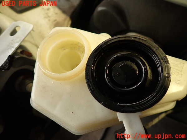 2UPJ-9238394050]ランドローバー・レンジローバー イヴォーク(LV2A)ブレーキマスターシリンダー 中古_2