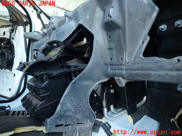 2UPJ-9238396081]ランドローバー・レンジローバー イヴォーク(LV2A)エバポレーター1 中古_2