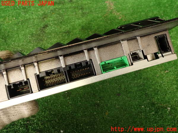 2UPJ-9238396525]ランドローバー・レンジローバー イヴォーク(LV2A)アンプ 中古_3