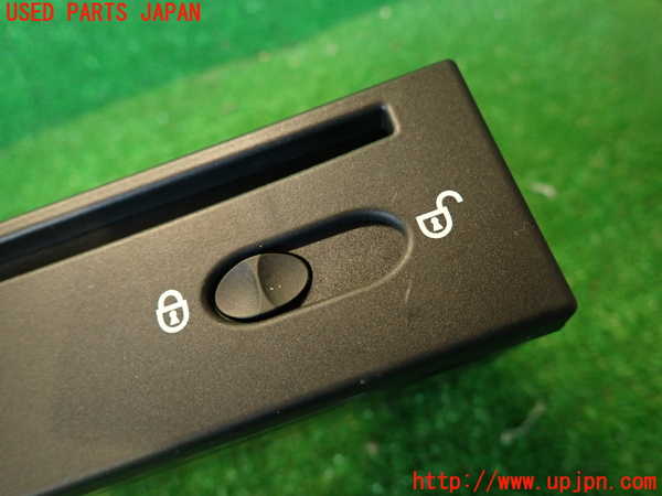 2UPJ-9238396589]ランドローバー・レンジローバー イヴォーク(LV2A)カーナビゲーション DVD 中古_2