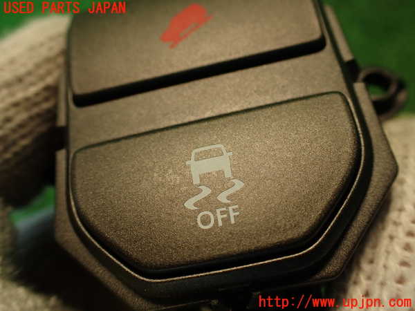 2UPJ-9238396308]ランドローバー・レンジローバー イヴォーク(LV2A)スイッチ3(横滑り防止OFF等) 中古_2