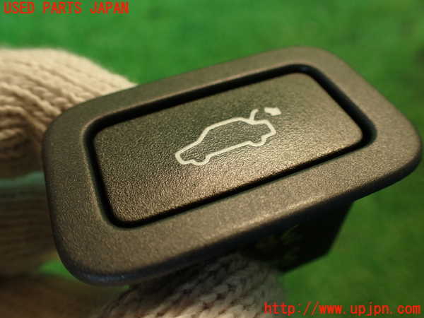 2UPJ-9238396311]ランドローバー・レンジローバー イヴォーク(LV2A)スイッチ6(リアゲートオープナー) 中古_2