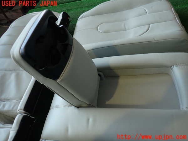 2UPJ-9238397385]ランドローバー・レンジローバー イヴォーク(LV2A)リアシート 中古_4