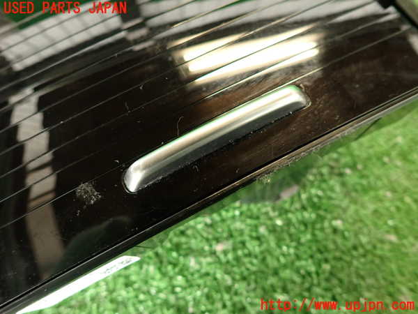 2UPJ-9238397810]ランドローバー・レンジローバー イヴォーク(LV2A)ドリンクホルダー 中古_2