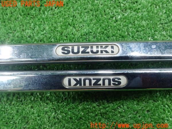 3UPJ=9238400012]スイフト HYBRID RS(ZC53S 1型)純正 ナンバーフレーム BC001-550692 2枚 中古_4