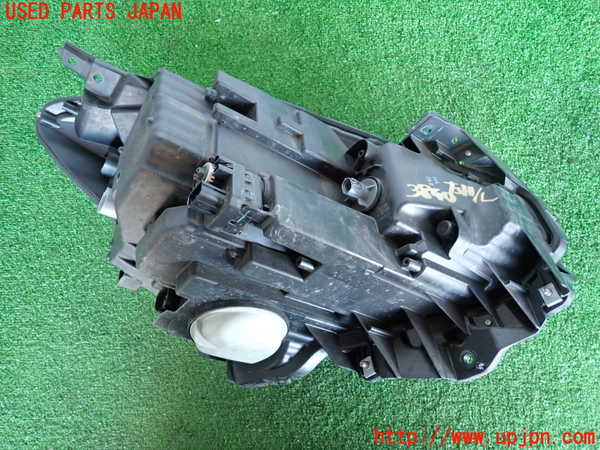 2UPJ-9238401132]スイフト(ZC53S)左ヘッドライト LED 中古_2