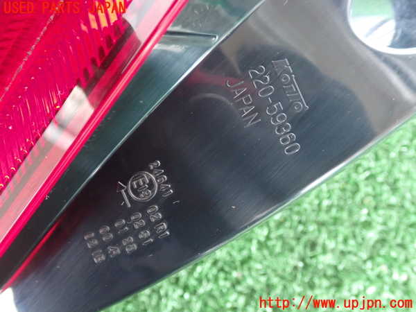 2UPJ-9238401536]スイフト(ZC53S)左テールランプ 中古_3