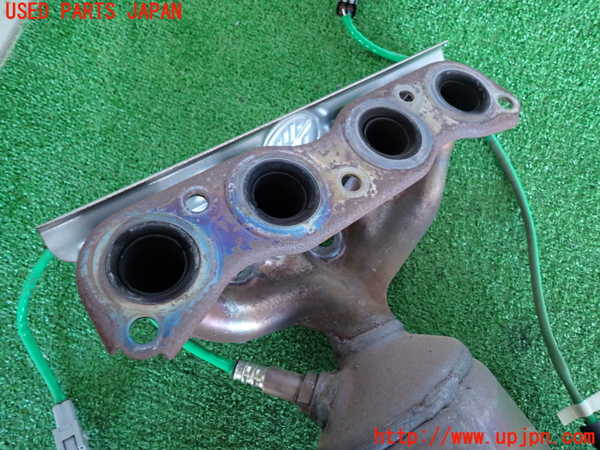2UPJ-9238402041]スイフト(ZC53S)エキマニ1 触媒 マニバーター 中古_3