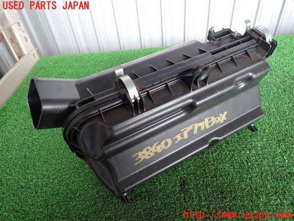 2UPJ-9238402560]スイフト(ZC53S)エアクリーナーボックス 中古_2