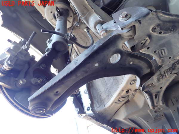 2UPJ-9238405176]スイフト(ZC53S)右フロントロアアーム1 中古_2
