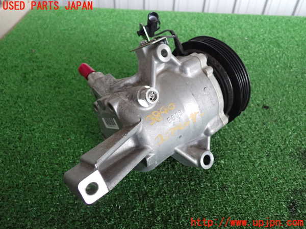 2UPJ-9238406025]スイフト(ZC53S)エアコンコンプレッサー 中古_2