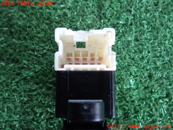 2UPJ-9238406245]スイフト(ZC53S)左前パワーウィンドウスイッチ 中古_3