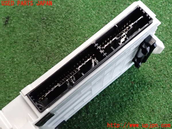 2UPJ-9238406741]スイフト(ZC53S)ヒューズボックス1 中古_5