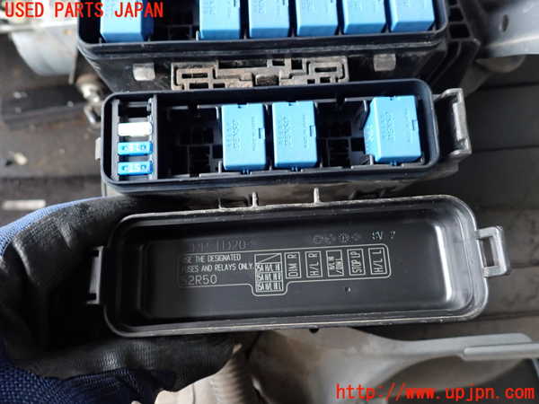 2UPJ-9238406742]スイフト(ZC53S)ヒューズボックス2 中古_3