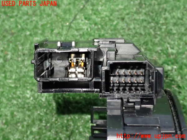 2UPJ-9238406800]スイフト(ZC53S)スパイラルケーブル(リール) 中古_3