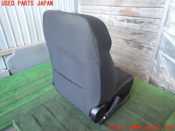 2UPJ-9238407065]スイフト(ZC53S)助手席シート 中古_2