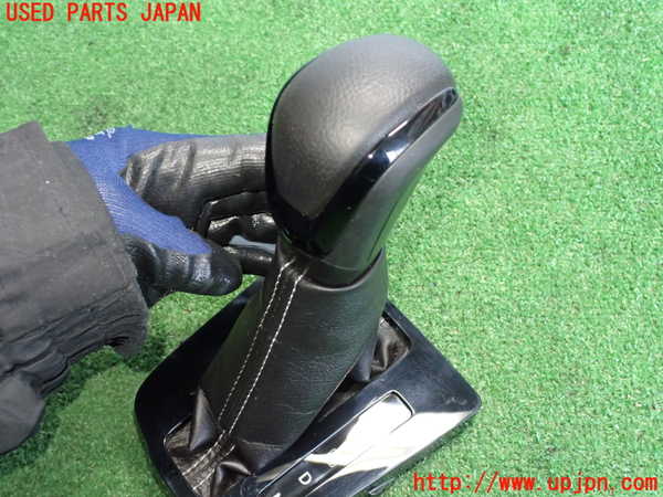 2UPJ-9238407570]スイフト(ZC53S)シフトノブ 中古_3