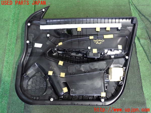 2UPJ-9238401264]スイフト(ZC53S)左前ドア内張り 中古_3