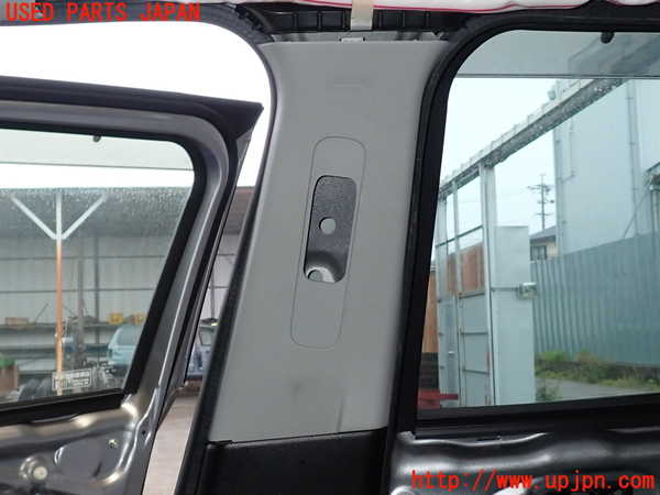 2UPJ-9238407665]スイフト(ZC53S)右センターピラートリム 中古_2