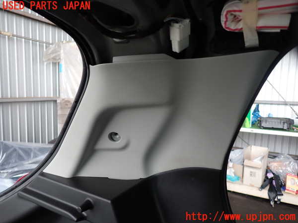 2UPJ-9238407680]スイフト(ZC53S)左リアピラートリム 中古_2