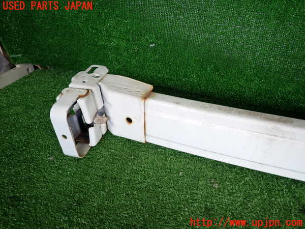 2UPJ-9238411014]シビック タイプR(EP3)フロントバンパーホースメント 中古_4