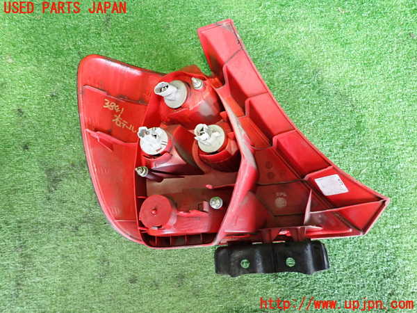 2UPJ-9238411530]シビック タイプR(EP3)右テールランプ 中古_3