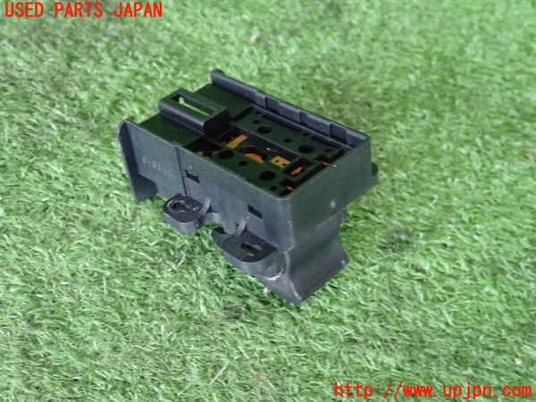 2UPJ-9238416245]シビック タイプR(EP3)左パワーウィンドウスイッチ 中古_2