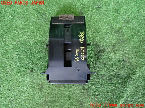 2UPJ-9238417810]シビック タイプR(EP3)ドリンクホルダー 中古_2