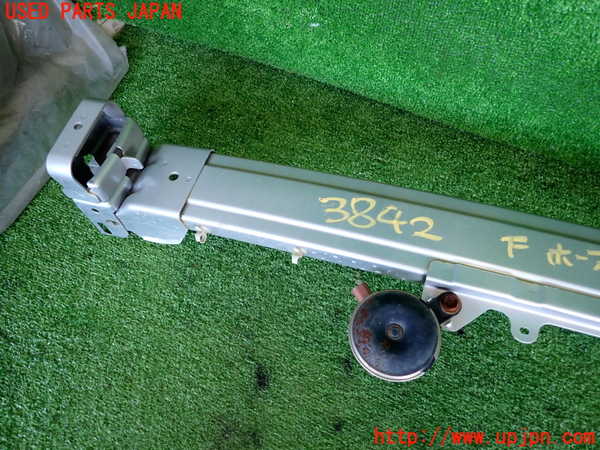 2UPJ-9238421014]シビック タイプR(EP3)フロントバンパーホースメント 中古_3