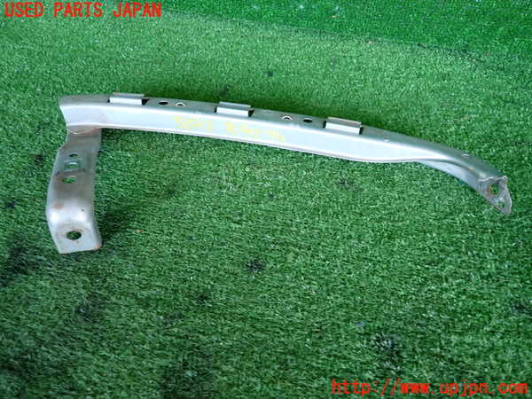 2UPJ-9238421140]シビック タイプR(EP3)右ヘッドライトリム 中古_3