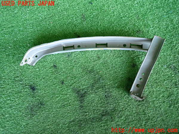 2UPJ-9238421140]シビック タイプR(EP3)右ヘッドライトリム 中古_4