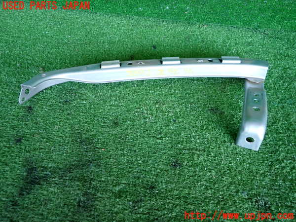 2UPJ-9238421142]シビック タイプR(EP3)左ヘッドライトリム 中古_3