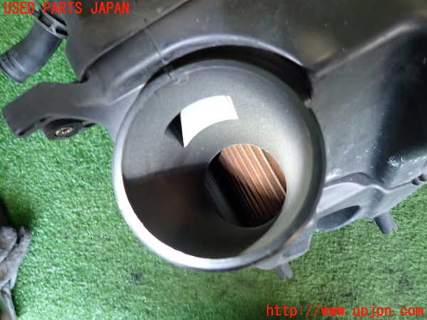 2UPJ-9238422560]シビック タイプR(EP3)エアクリーナーボックス 中古_4