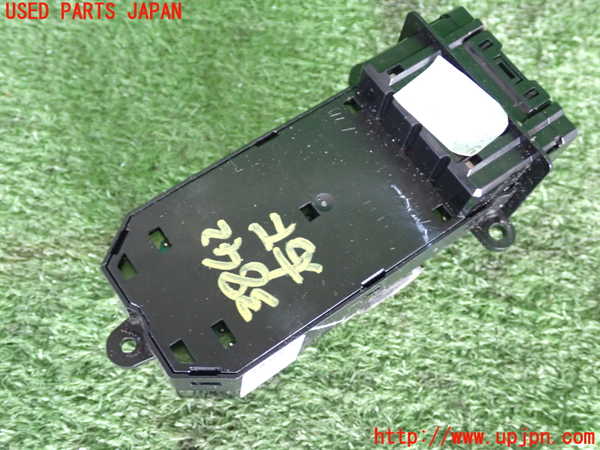 2UPJ-9238426240]シビック タイプR(EP3)右パワーウィンドウスイッチ 中古_2