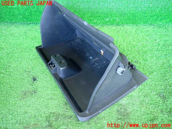 2UPJ-9238427516]シビック タイプR(EP3)グローブボックス1 中古_3