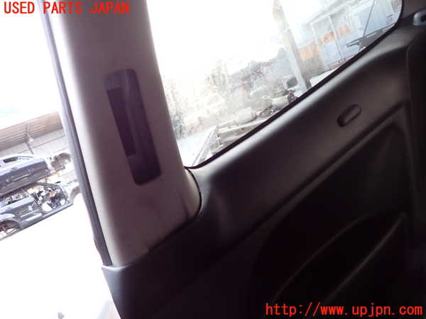 2UPJ-9238427675]シビック タイプR(EP3)右リアピラートリム 中古_3