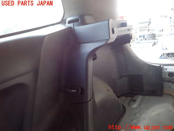 2UPJ-9238427675]シビック タイプR(EP3)右リアピラートリム 中古_4