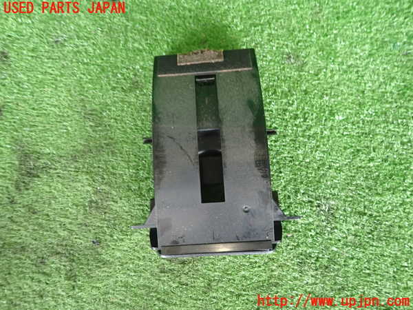 2UPJ-9238427810]シビック タイプR(EP3)ドリンクホルダー 中古_2