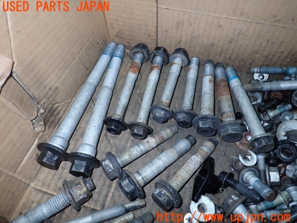 3UPJ=9238430720]リンカーン ナビゲーター(型式不明 U326)前期 ネジ・ナット・ステー類 セット ジャンク_2
