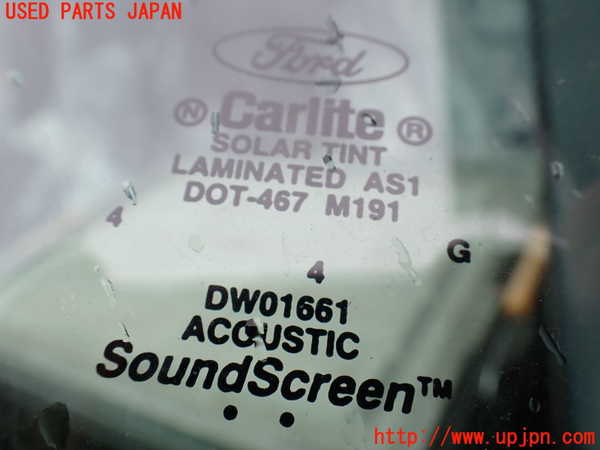 1UPJ-9238431195]リンカーン・ナビゲーター(不明)フロントガラス Carlite M191 中古_3