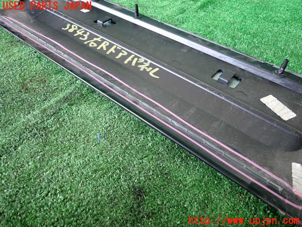 1UPJ-9238431292]リンカーン・ナビゲーター(不明)右後ドアパネル 中古_3