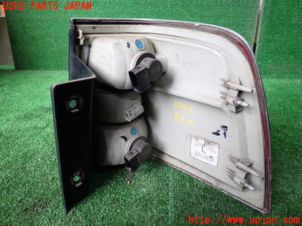 1UPJ-9238431536]リンカーン・ナビゲーター(不明)左テールランプ 中古_2