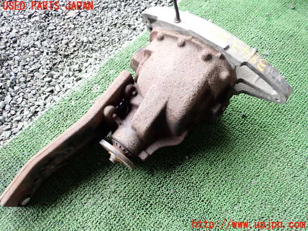 1UPJ-9238434355]リンカーン・ナビゲーター(不明)リアデフ 中古_2