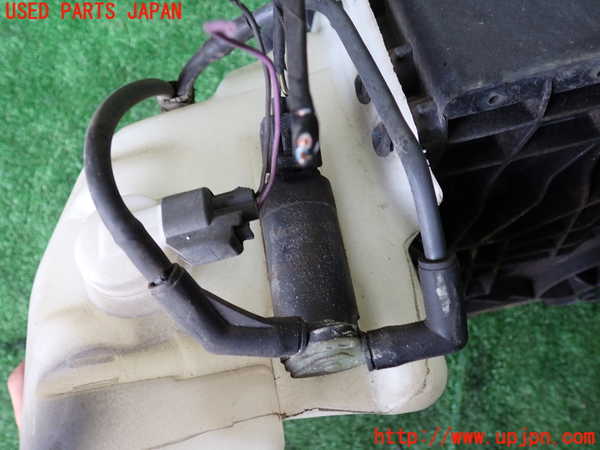 1UPJ-9238436791]リンカーン・ナビゲーター(不明)ウォッシャータンク1 中古_2