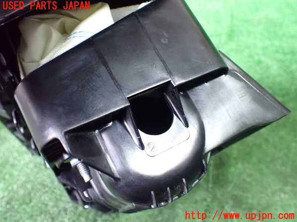 1UPJ-9238437870]リンカーン・ナビゲーター(不明)助手席側エアバッグカバー 中古_3