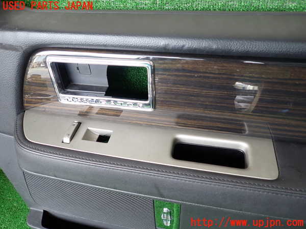 1UPJ-9238431234]リンカーン・ナビゲーター(不明)右前ドア内張り 中古_2