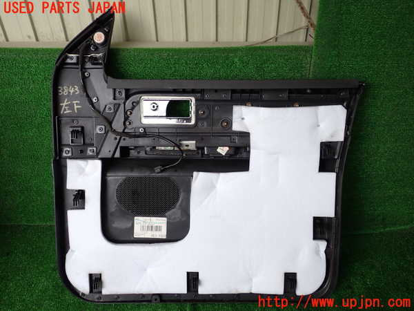 1UPJ-9238431264]リンカーン・ナビゲーター(不明)左前ドア内張り 中古_4